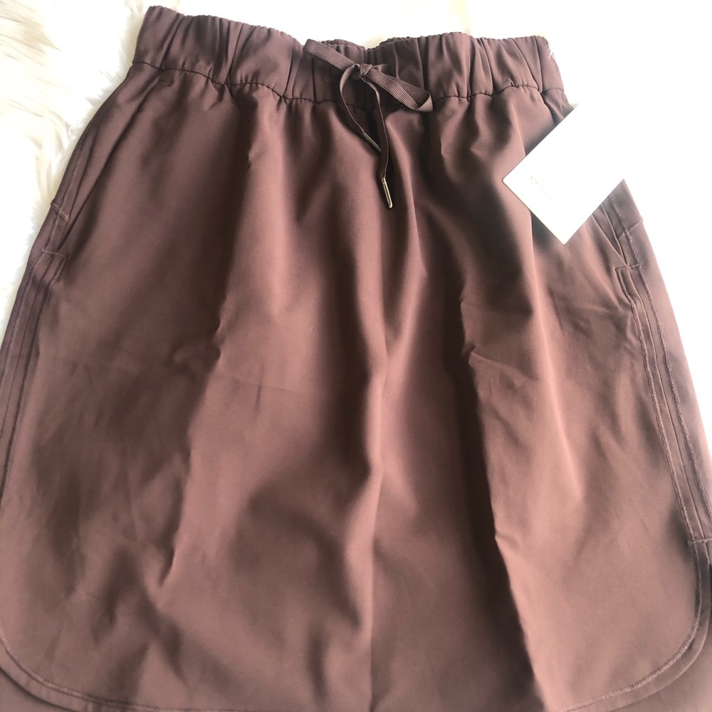 46.-LULULEMON 🍋SKIRT - Picture 3 of 7